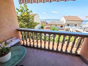 Property grounds - Wohnung in Crikvenica mit Terrasse und Grill by Interhome (Crikvenica)