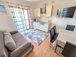 Living area - Wohnung in Crikvenica mit Terrasse und Grill by Interhome (Crikvenica)
