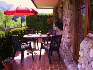 Outdoor dining - Herbst in Abtenau by Interhome (Abtenau)