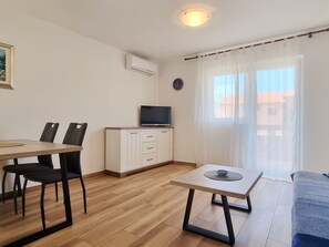 Dining - Barbalić by Interhome (Krk/Baška)