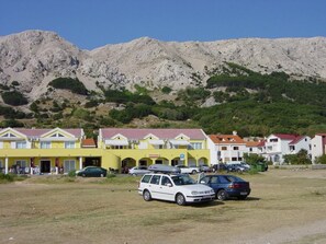 Exterior - in Baška mit Eigener Terrasse by Interhome (Krk/Baška)