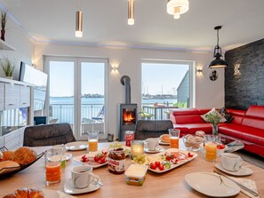 Dining - Schleivilla Kapitän James Cook2,  Löwen Dart HB8 by Interhome (Hasselberg)