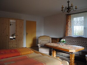 Internet - Wohnung in beliebtem Gästehaus mit Fahrradverleih by Interhome (Eckernförde)
