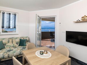 Dining - Apartment App2 by Interhome (Crikvenica)