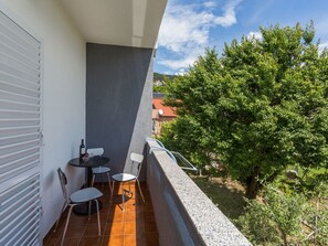 Property grounds - Charmantes Appartement in Baška mit Eigenem Balkon by Interhome (Krk/Baška)