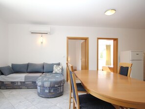 Interior - Appartement in Baška mit Eigenem Balkon by Interhome (Krk/Baška)