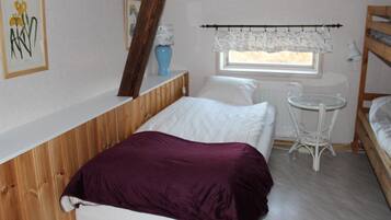 4 bedrooms