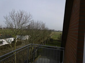Property grounds - Wohnung in Osterdeich mit Terrasse und Garten by Interhome (Nordstrand)