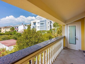 Property grounds - Wohnung für 6 Personen mit Balkon und Meerblick by Interhome (Crikvenica)