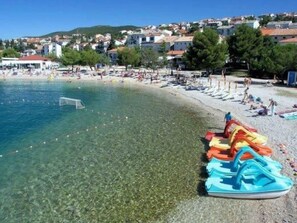Beach - "Bruno" mit Blick auf das Wasser by Interhome (Crikvenica)