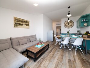 Living area - Wohnung für 4-5 Personen, 100m vom Strand entfernt by Interhome (Crikvenica)