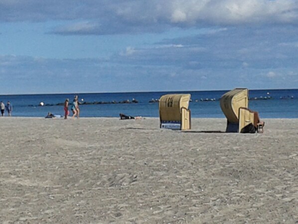 Beach - Heringsmöwe in Neue Tiefe by Interhome (Bannesdorf)