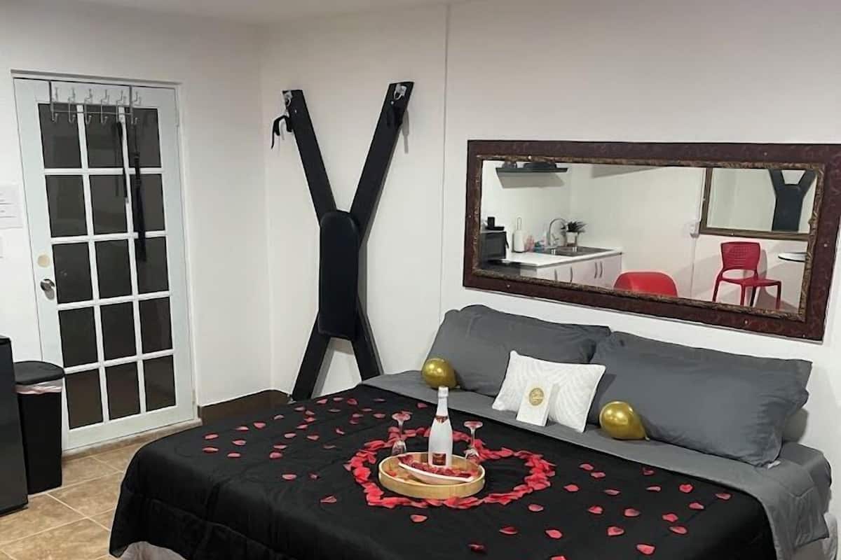 Deluxe Studio | Free WiFi