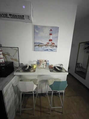 舒适开间, 1 张双人床 | 免费 WiFi、床单