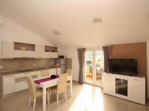 Interior - Gorica II A2+2 br.8 by Interhome (Krk/Baška)