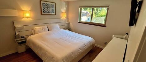 مكواة/لوح كي وواي فاي وملاءات أسرّة