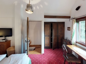 2 bedrooms, internet