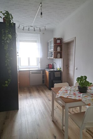 Dining - Apartment Graz by Interhome (Graz)