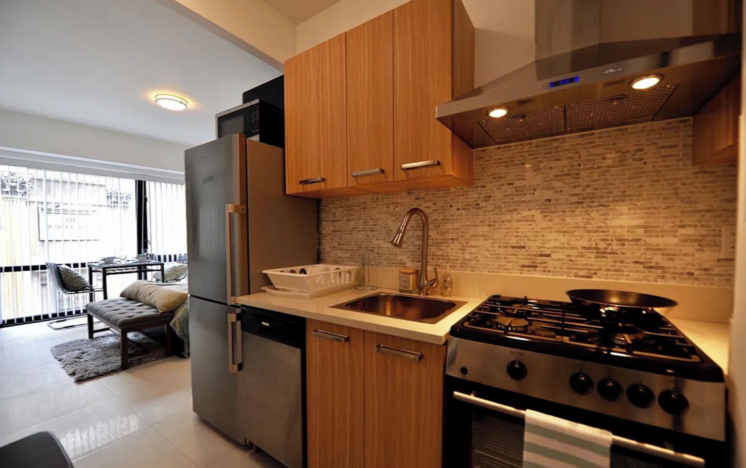 เบสิกอพาร์ทเมนท์, วิวสวน | ครัวส่วนตัว