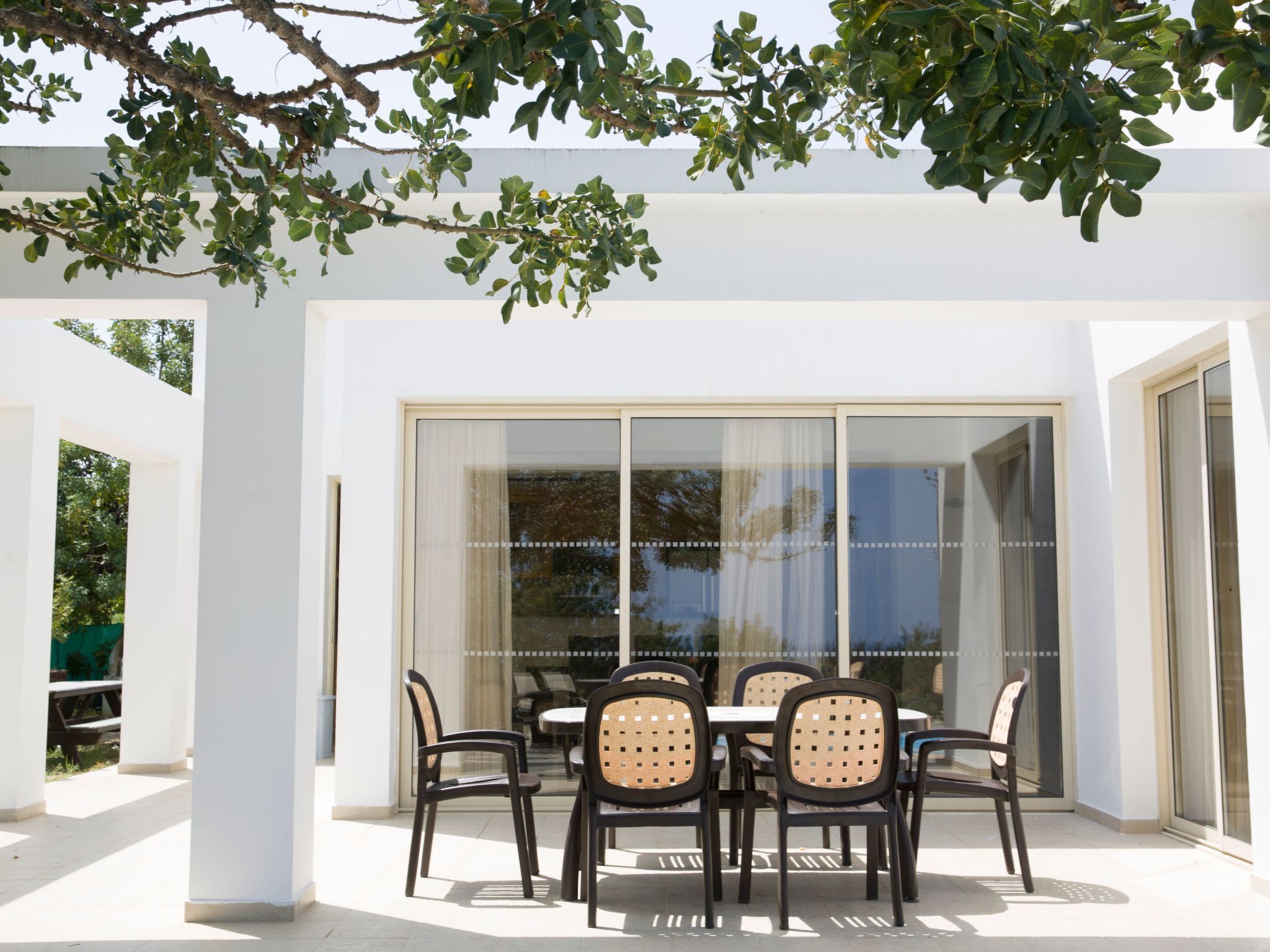 تناول الطعام بالخارج