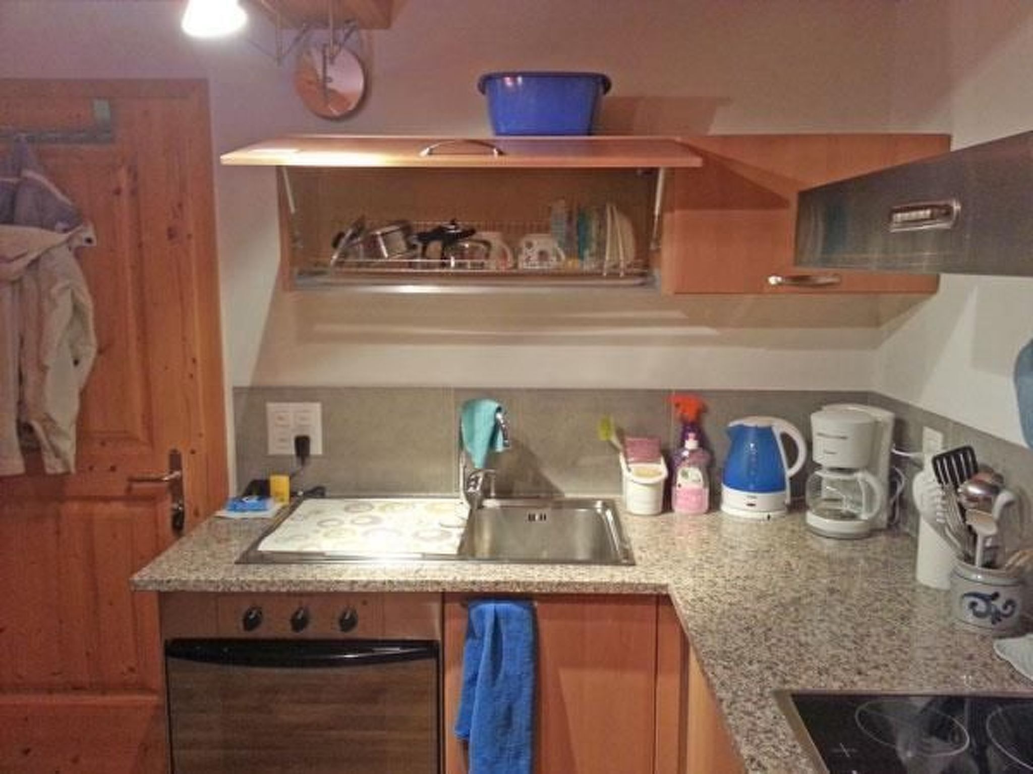 Fridge, microwave, oven, cookware/dishes/utensils