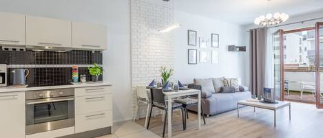 Køleskab, mikrobølgeovn, ovn, opvaskemaskine