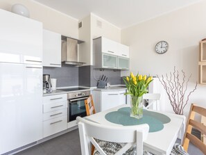 Kitchen / Dining Room - Sky mit Balkon am Meer by Interhome (Swinoujscie)