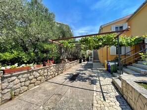 Property grounds - Apartment Mara by Interhome (Polje)