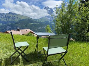 Outdoor dining - Panorama 2 Bett Wohnung by Interhome (Lauterbrunnen)