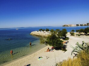 Beach - "Split Area Apartment" by Interhome (Podstrana)