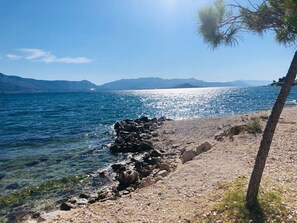 Beach - Finca mit Blick auf das Wasser by Interhome (Mastrinka)