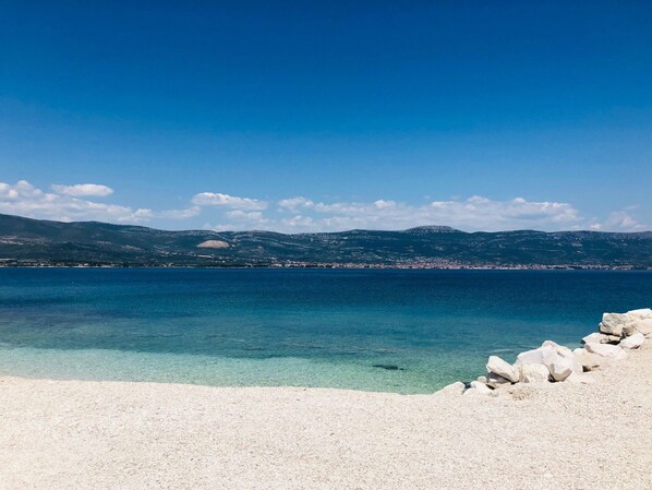 Beach - Finca mit Blick auf das Wasser by Interhome (Mastrinka)
