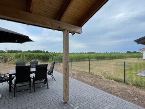 Ulkoruokailutilat