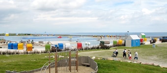 E15 Freistehendes Haus am Eckwarderhörner Deich by Interhome