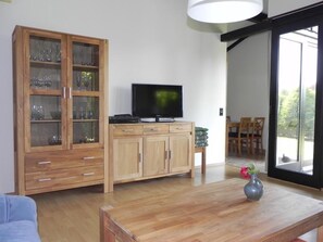 TV - E15 Freistehendes Haus am Eckwarderhörner Deich by Interhome (Burhave)