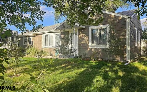 Cozy 1-bedroom studio, Private entrance, A/C in KimballNE