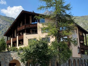 Exterior - Apparthotel Pöstli Nr. 106 by Interhome (Maloja)