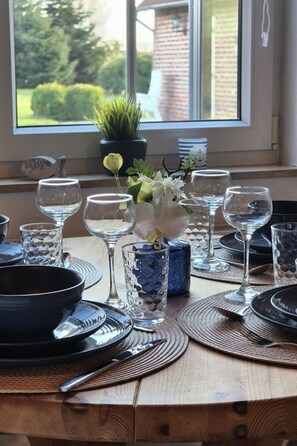 Dining - mit Wintergarten und Garten am Deich by Interhome (Burhave)