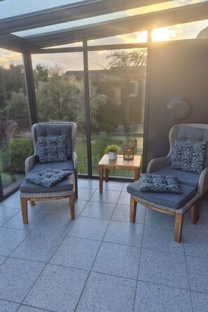 Interior - mit Wintergarten und Garten am Deich by Interhome (Burhave)