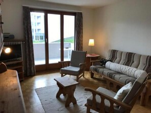 TV - Chesa Alexandra by Interhome (Samedan)