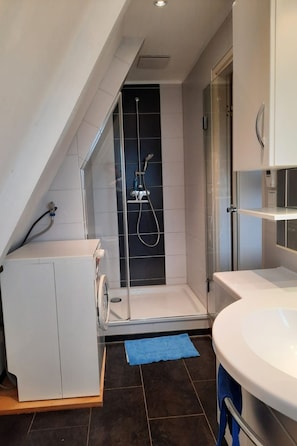 Bathroom - Deichnest Fedderwardersiel by Interhome (Burhave)