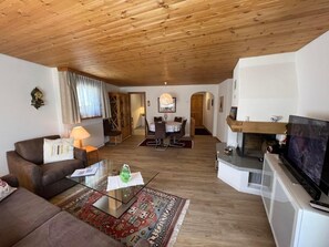 TV - Chesa Bernina 3 by Interhome (Bever)