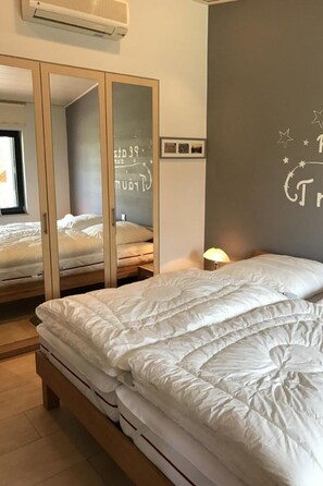 Room - E13 Ferienhaus mit Garten, Terrasse und Deichbli by Interhome (Burhave)