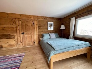 3 bedrooms, Internet