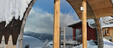 المنشأة من الخارج