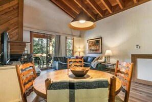 TV, fireplace - Mountain Bike delight for summer in our Northstar Cozy Condo (Truckee)