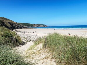 Beach - Unterkunft in der Mitte by Interhome (Cléden Cap Sizun)