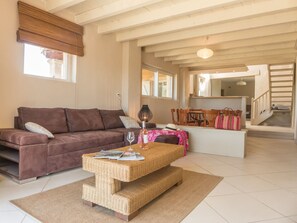 Living area - Villa avec jardin by Interhome (Limoux)