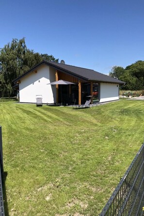 Exterior - N8 Eingezäuntes Ferienhaus in Eckwarderhörne by Interhome (Burhave)