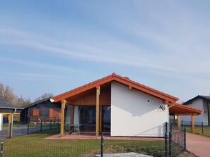 Exterior - N6 Ferienhaus mit Garten in Eckwarderhörne by Interhome (Burhave)
